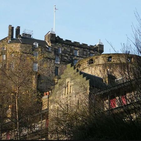 Charming 1 Bed Apartment With Castle View Edinburgh Exterior foto